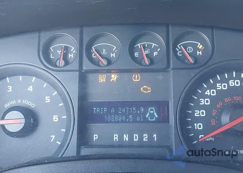 2009 Ford F-150 Xl z USA, uszkodzony, nr VIN 1FTRF12WX9KA27138